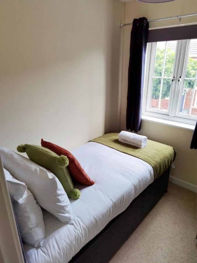 Lakeside-Dakota 3Bed House 2Bath Parking M27 J5 Southampton Airport Sleeps 6 Eastleigh Exterior foto